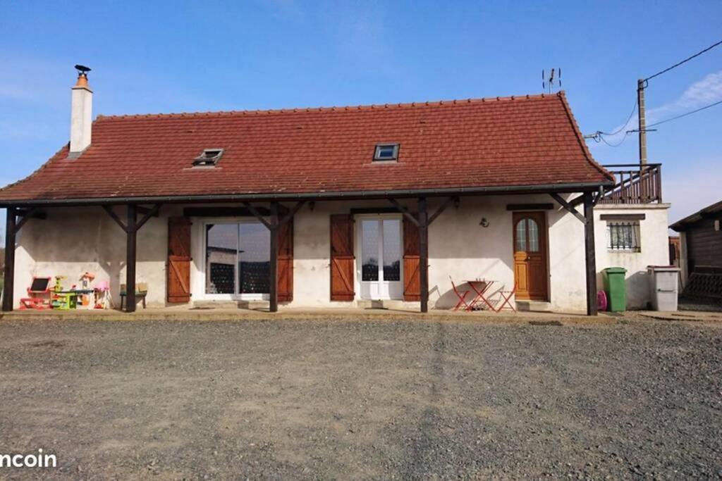 Gite 14 Personnes A La Campagne Les Perards Exterior photo